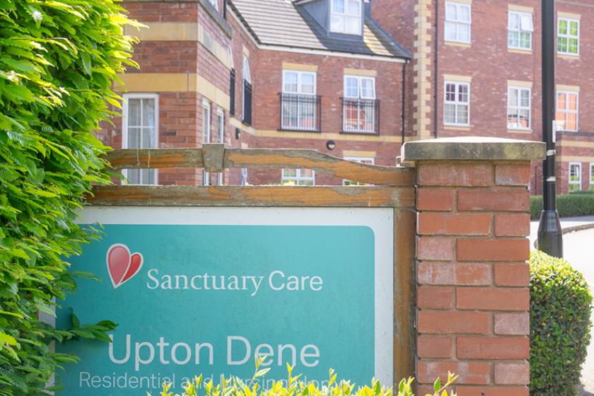 Signage - Upton Dene