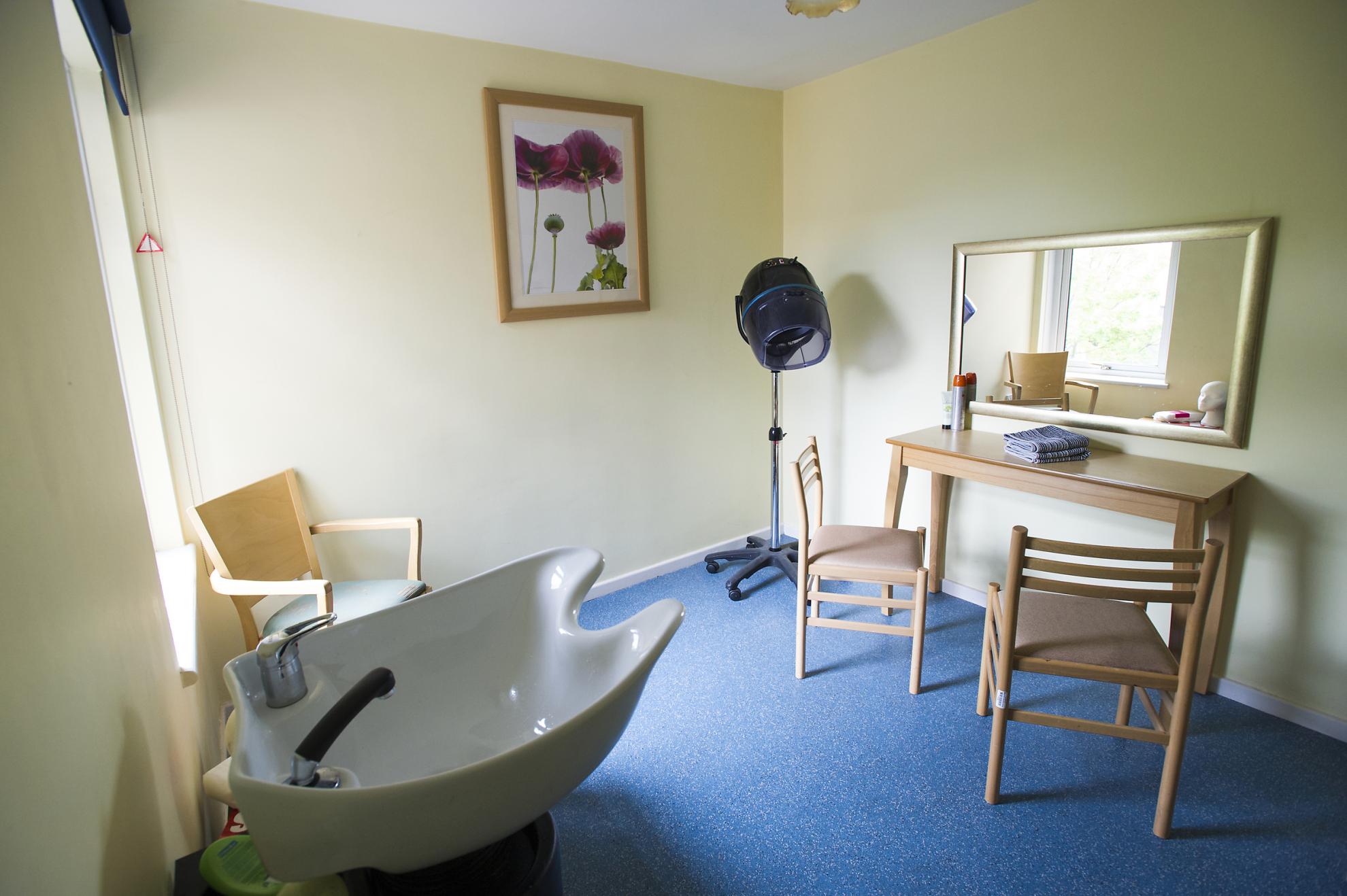 dementia-and-residential-care-home-in-croydon-the-manse-sanctuary-care