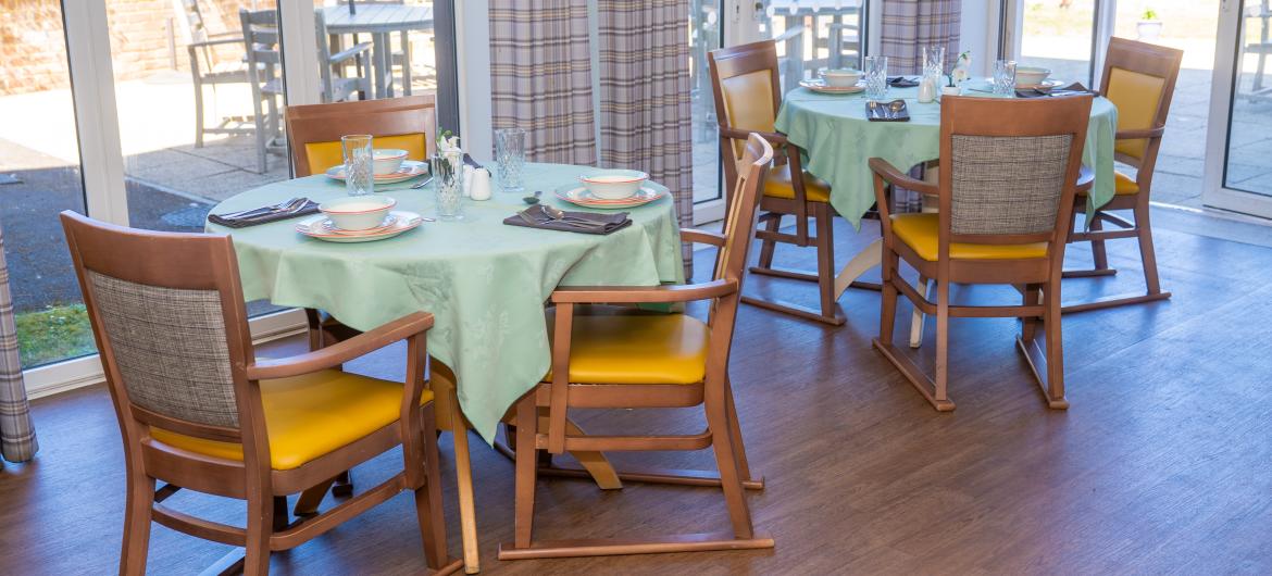 Meadow View - Dining room