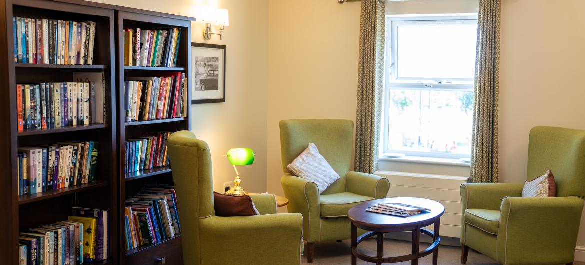 The Beeches - Living room