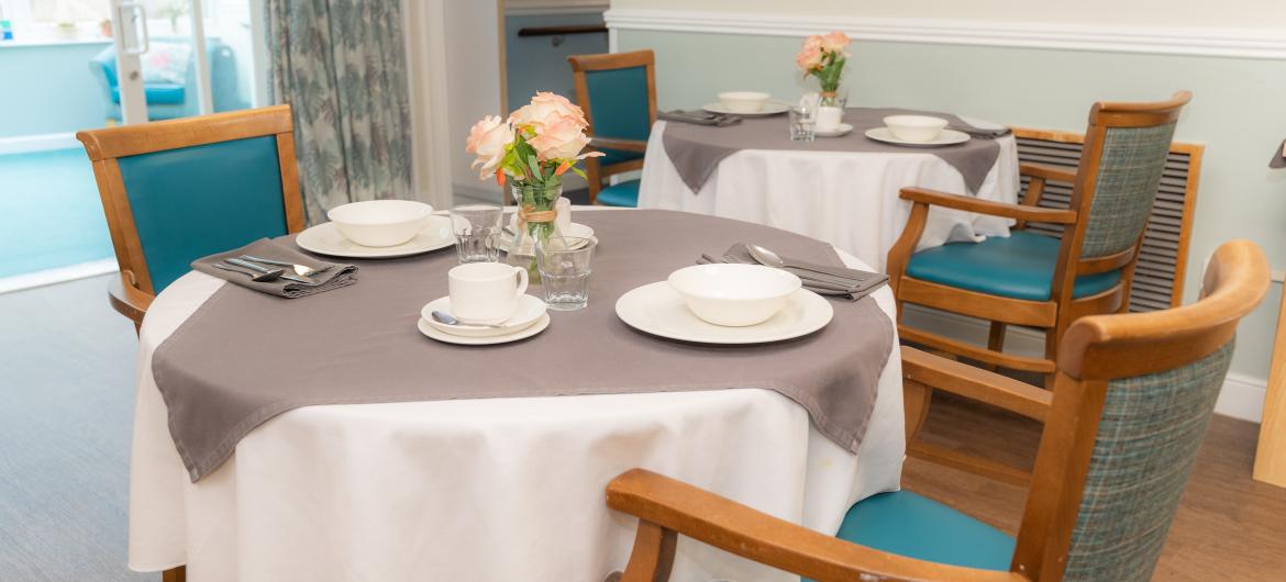 Dining Area - Pengover